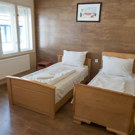 Mueller's 1 Διαμέρισμα