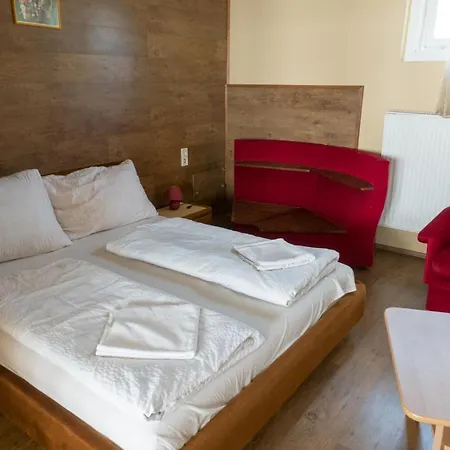 Mueller's 1 Διαμέρισμα