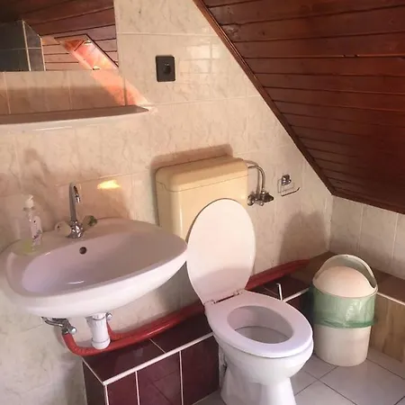 Διαμέρισμα Mueller's 1 *