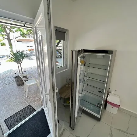 Mueller's 1 Apartment *