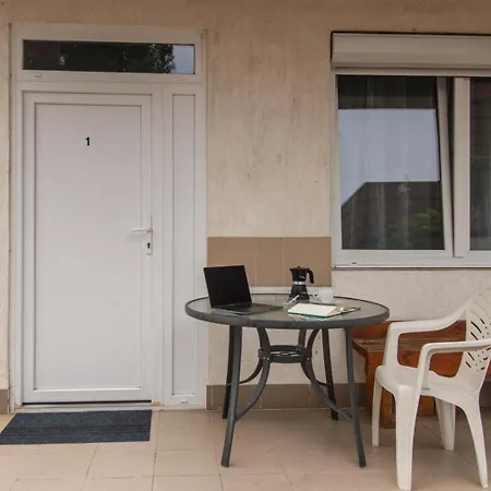 Mueller's 1 Διαμέρισμα