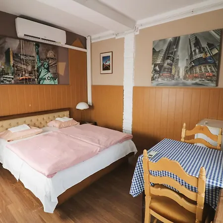 Apartman Mueller's 1 *