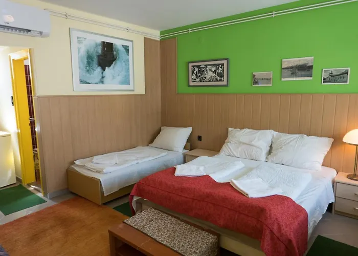 Apartman Mueller's 1 *