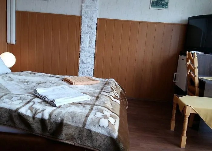 アパート Mueller's 1 *